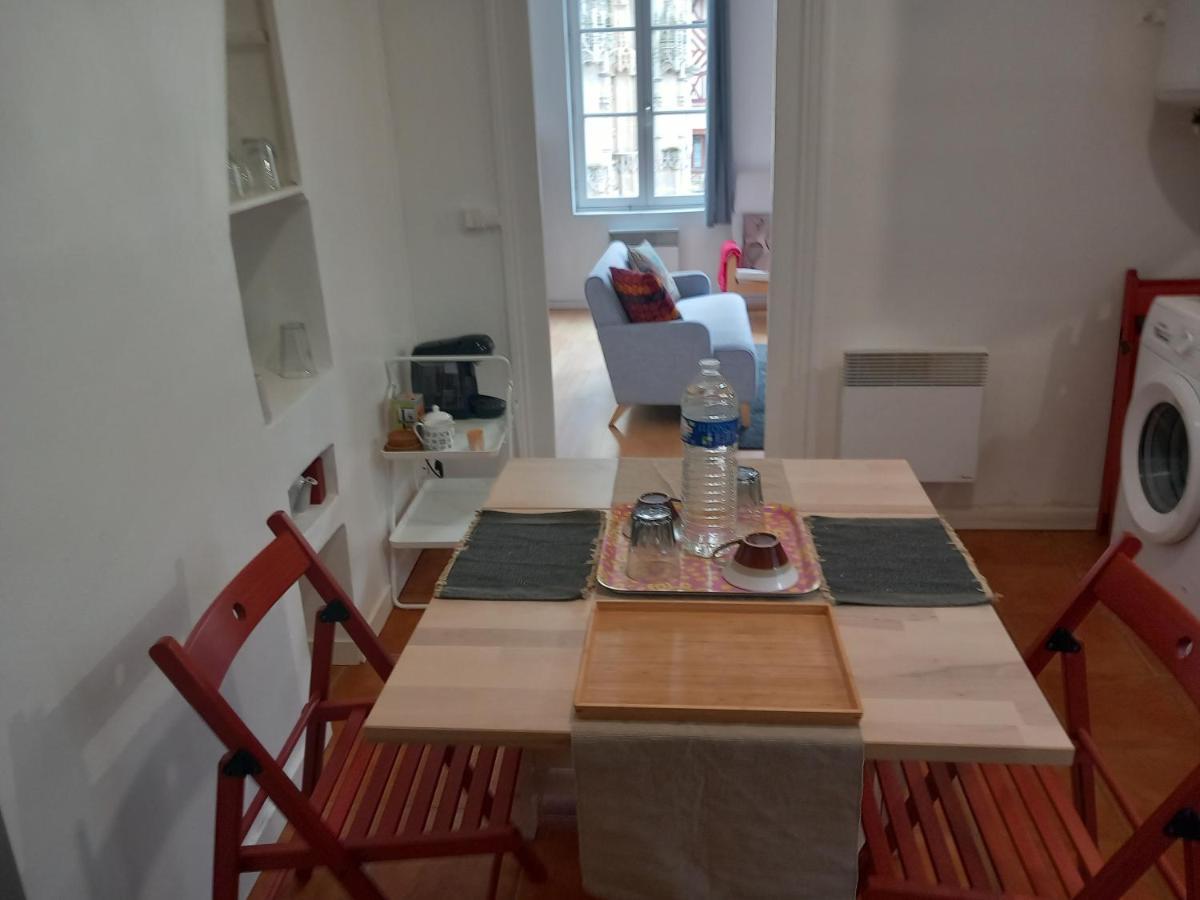 Le Leon Apartment Honfleur Exterior photo