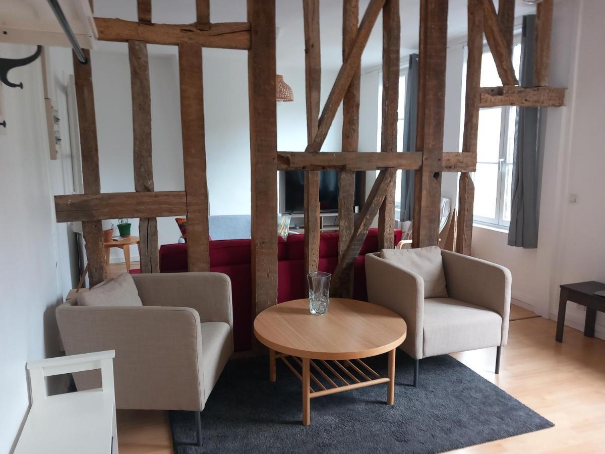 Le Leon Apartment Honfleur Exterior photo